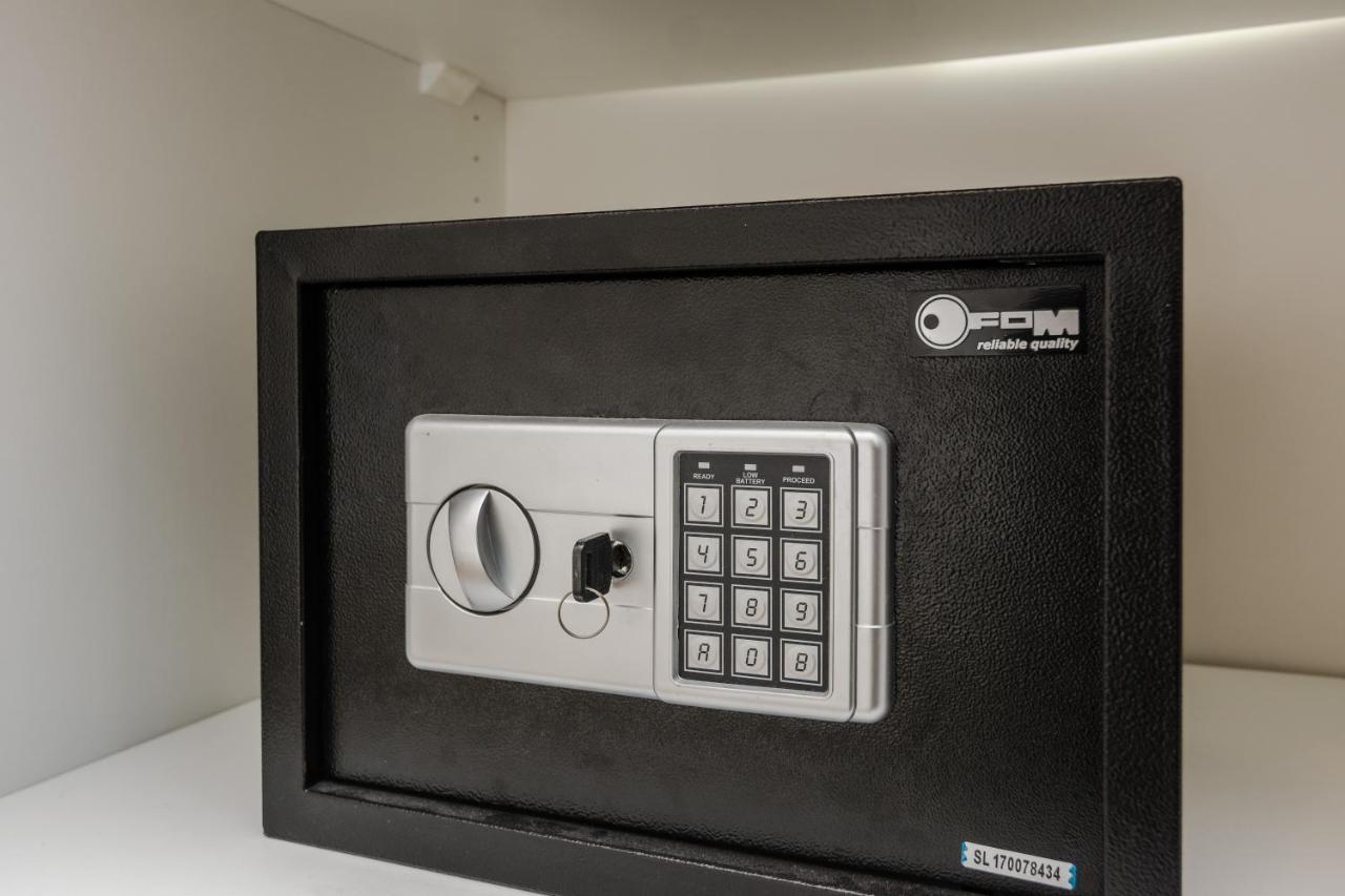 Neva Room With Private Bathroom Ζαντάρ Εξωτερικό φωτογραφία