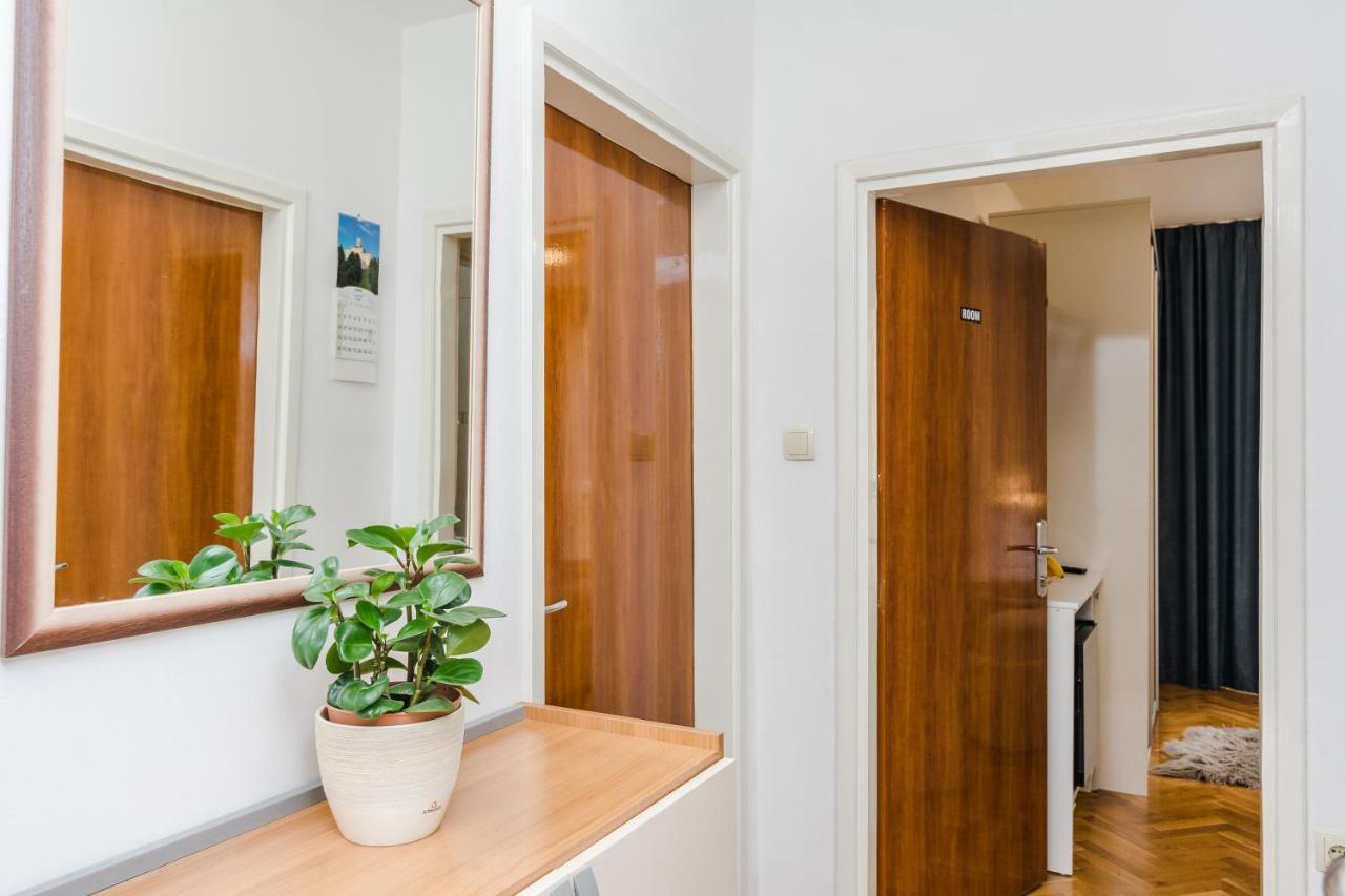 Neva Room With Private Bathroom Ζαντάρ Εξωτερικό φωτογραφία